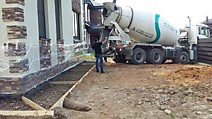 Бетонные работы- отмостка.