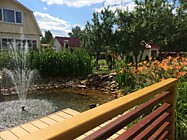 Водоем с фонтаном